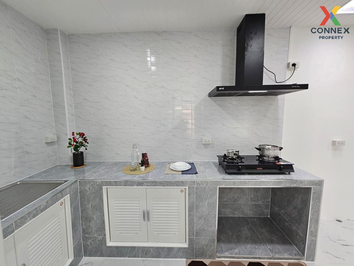 picture For Sale Townhouse/Townhome  , Baan Pruksa 33 Bangbuathong , newly renovated , Bang Khu Rat , Bang Bua Thong , Nonthaburi , CX-133773 ✅ Live chat with us ADD LINE @connexproperty ✅  - 8/10