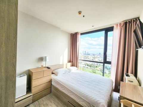 rent condo The Line wongsawang