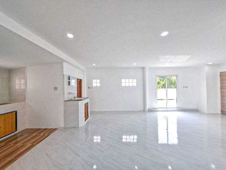 รูป ขายบ้านเดี่ยว 2 ชั้น 200 ตารางวา รีโนเวทใหม่ กรอกยายชา ทำเลดี ผ่อนเดือนละ 15,000 บาท

- - รูปที่ 7/10