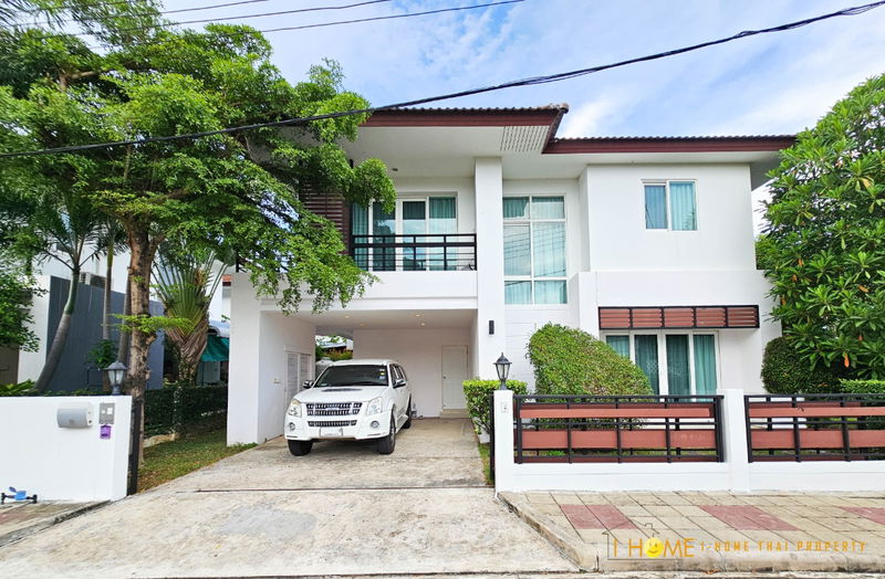 บ้านเดี่ยวให้เช่า : ให้เช่าบ้านเดี่ยว 2 ชั้น บ้านหลังใหญ่ มี 3 ห้องนอน 3 ห้องน้ำ 1 ห้องครัว จอดรถได้ 2 คัน