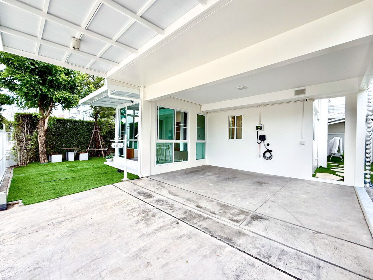 picture 𝐅𝐨𝐫 𝐑𝐞𝐧𝐭: 𝐕𝐢𝐥𝐥𝐚𝐠𝐠𝐢𝐨𝟐 𝐒𝐫𝐢𝐧𝐚𝐤𝐚𝐫𝐢𝐧–𝐁𝐚𝐧𝐠𝐧𝐚 Corner single house facing the garden, fully furnished, ready to move in. - 3/20