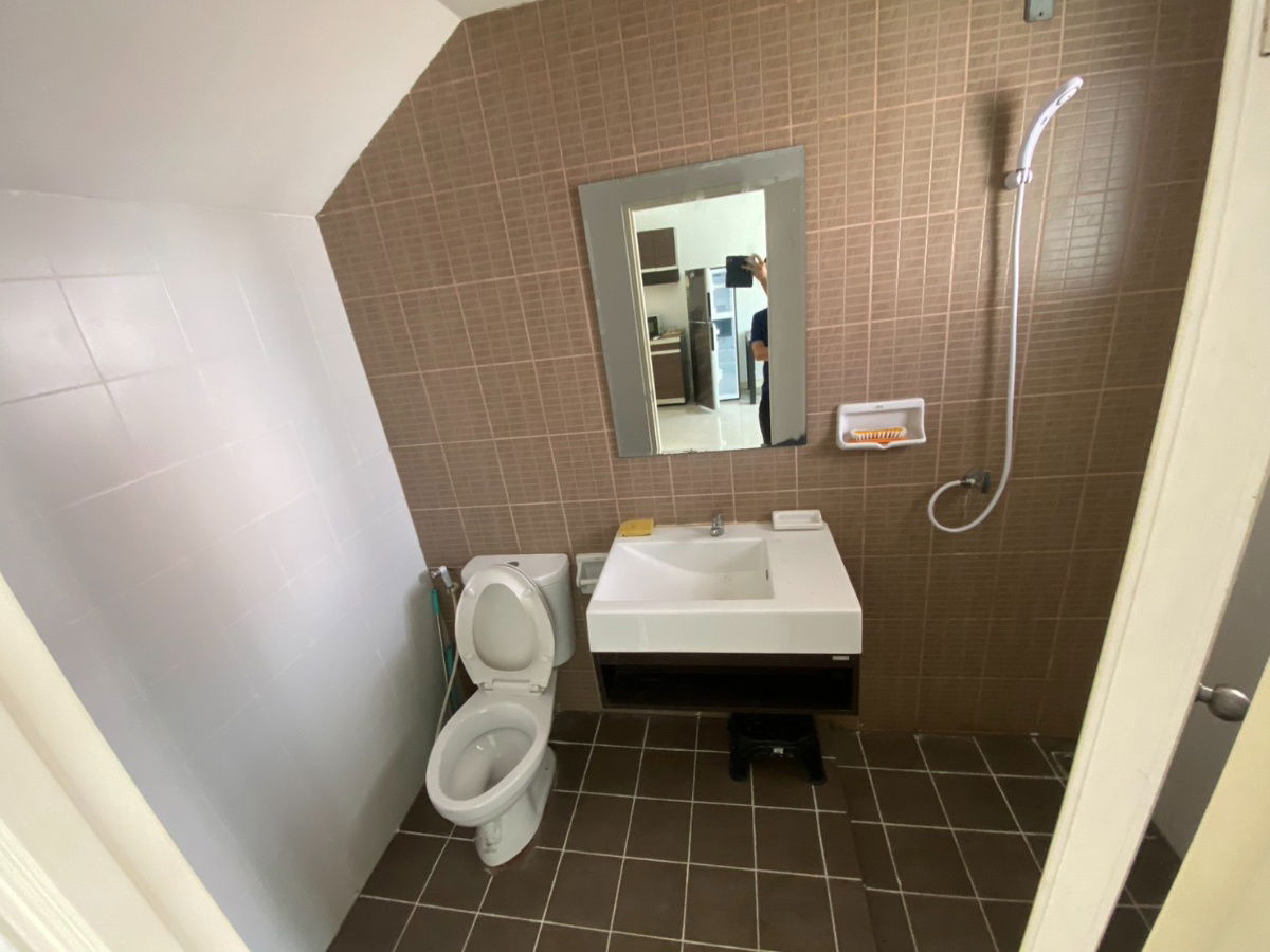 picture For rent : Rest Town by Phairojkijja 11,500 /month .Contact Line ID : 2424yusuke  - 8/13