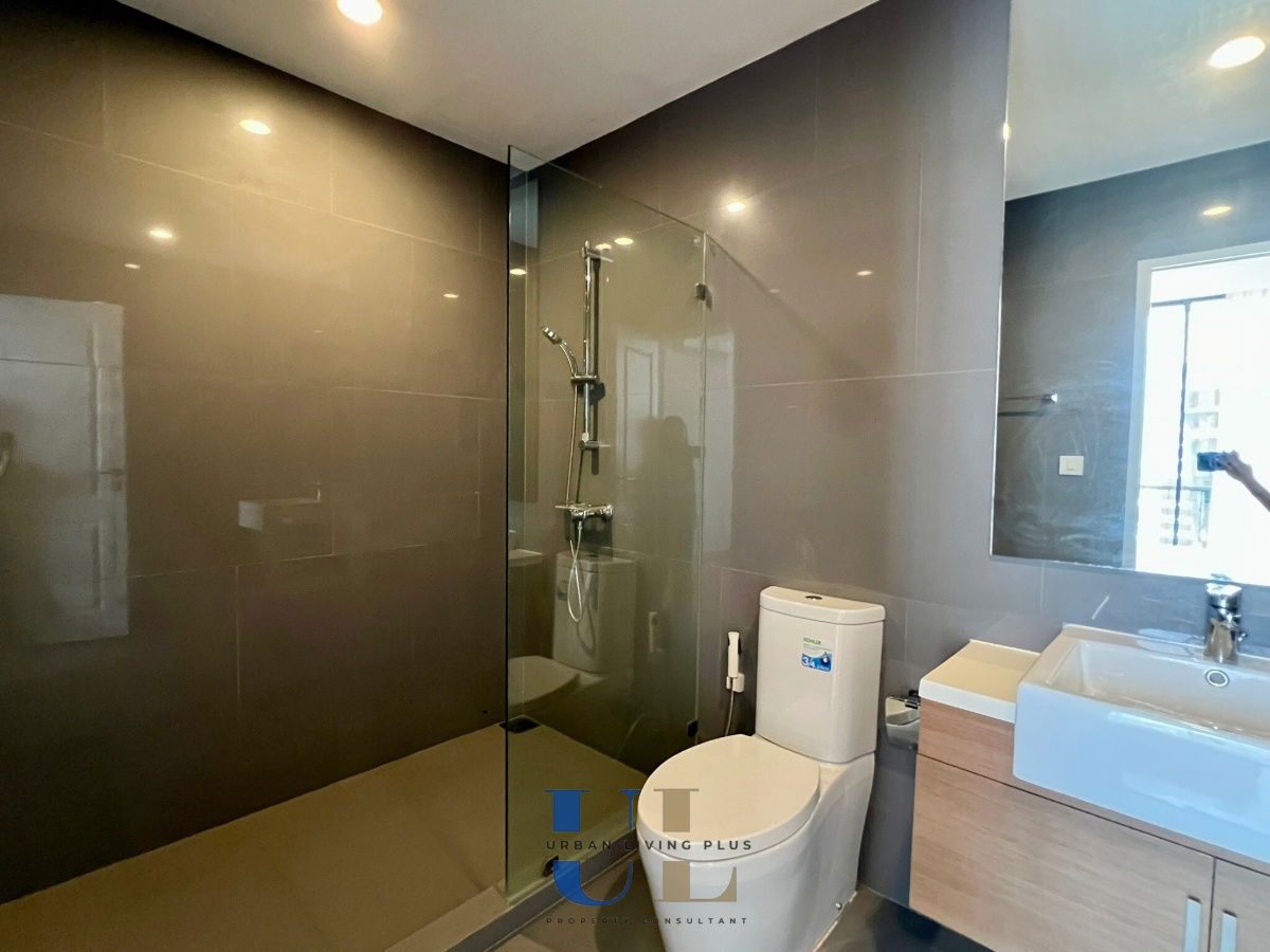 picture ( UL2410031 ) Tel/Line 096-2473969✨FOR RENT NOBLE REVO SILOM 1 Bedroom 1 Bathroom 51 Sq.M. Ready to move in - 6/8