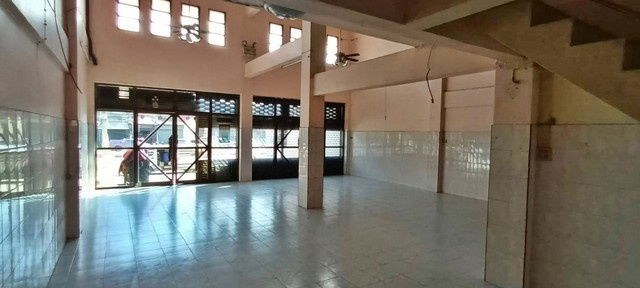 รูป A1-0522 ขายอาคารพาณิชย์ ตำบลคลองด่าน อำเภอบางบ่อ สมุทรปราการ (โปรโมชั่นจนถึงวันที่ 30 ธันวาคม 2568) - รูปที่ 4/8