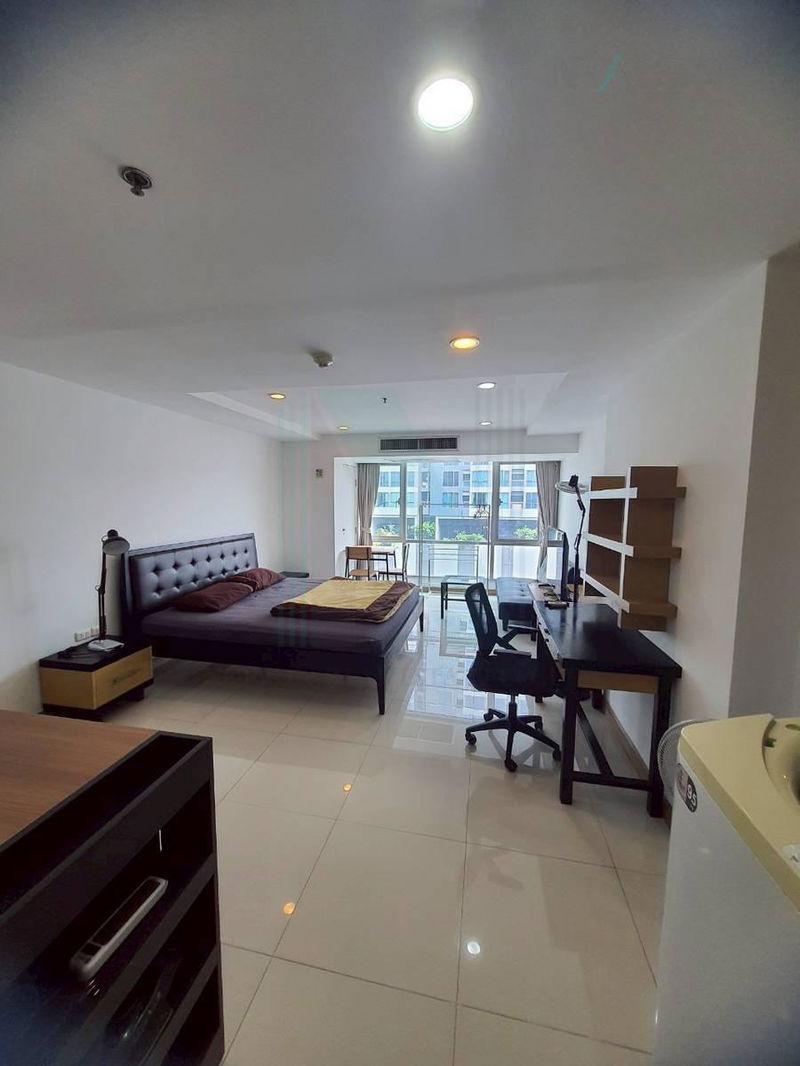 Condos for rent : 🎉 For Rent Condo THE TRENDY CONDOMINIUM Building 1, Floor 9,Studio, Room size 35 sqm