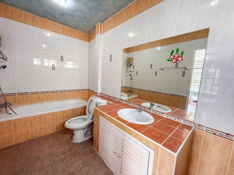 picture Sriracha detached house for rent, Country Home 2 project, great  location, near J-Park Mall - 14/20