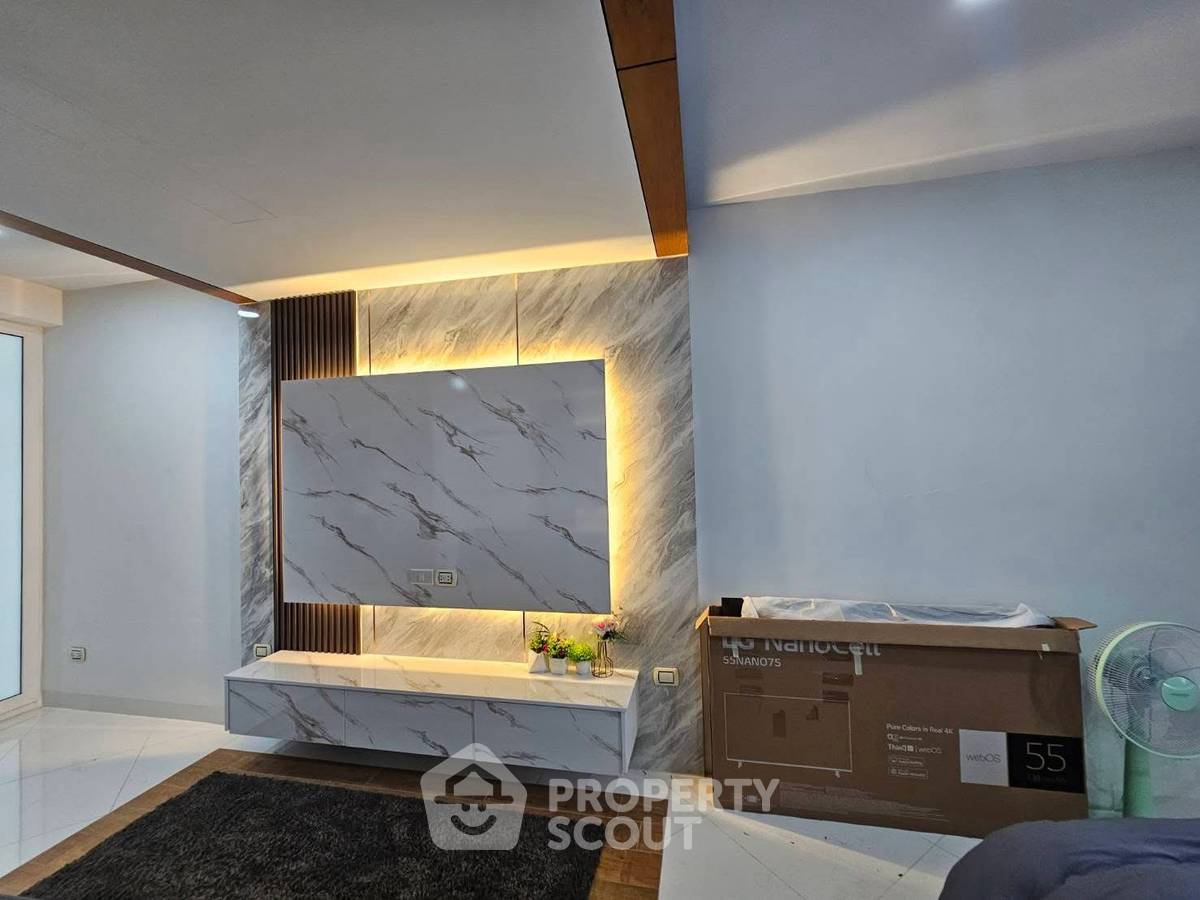 picture Studio Condo at Pure Sunset Beach in Na Chom Thian (ID 2359536) - 8/9