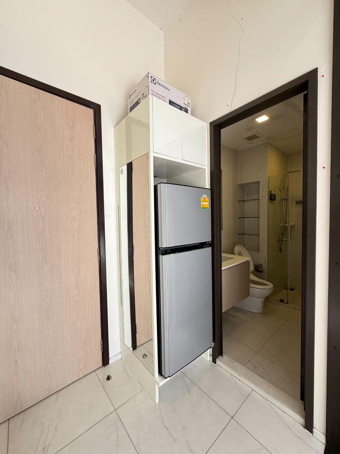 รูป Chewathai Residence Asoke วิวไม่บล็อค เฟอร์ฯ เครื่องใช้ไฟฟ้าครบ ห้องสวย ตรงปก นัดชมด่วนโทร  - รูปที่ 8/9