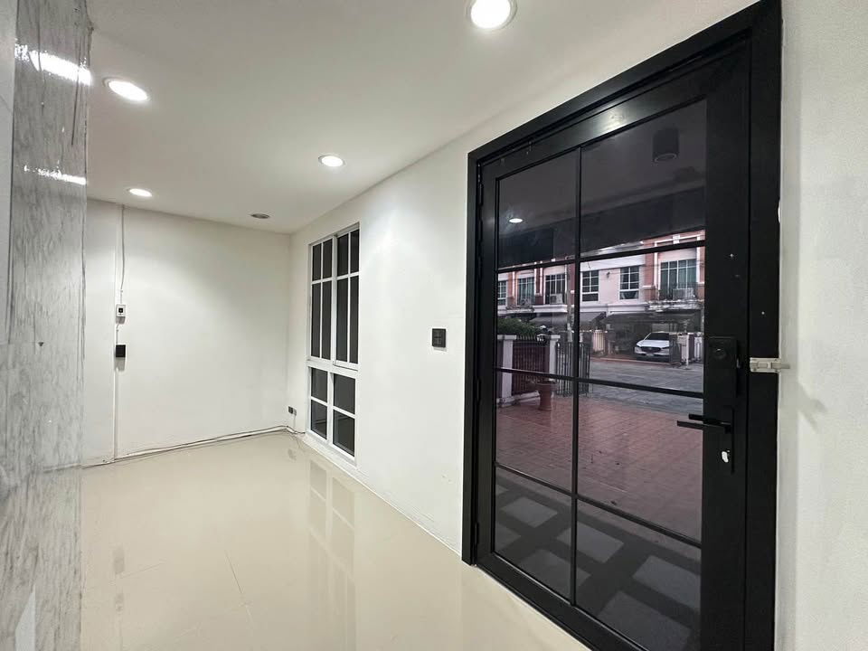 picture R2738 Townhome For Rent Plus City Park Ekamai Ramintra - 12/20