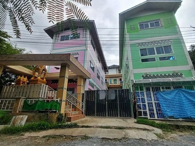 AZC_050 ขายที่ดินพร้อมสิ่งปลูกสร้าง เขตจอมทอง กรุงเทพมหานคร (โปรโมชั่นจนถึงวันที่ 30 ธันวาคม 2568)