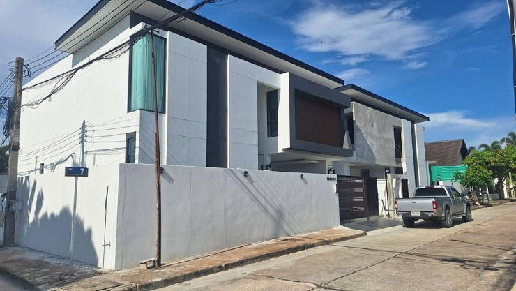 รูป Luxury pool  villa for sale ขายบ้านใหม่พร้อมอยู่ - รูปที่ 8/30