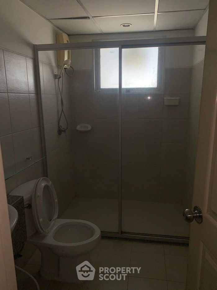 picture 2-BR Condo at You 3 Condo @ Yak Kaset near BTS Kasetsart University (ID 2364285) - 17/18