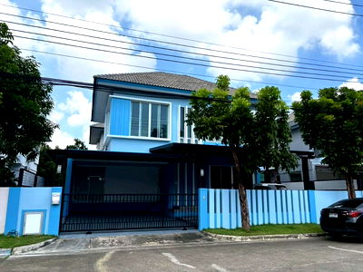 เช่าบ้านเดี่ยว ถนนตำหรุ-บางพลี  : H 922 ให้เช่า บ้านเดี่ยว 2 ชั้น ม.วิลล่า โนว่า เทพารักษ์ บ้านสวย สภาพดี มีเฟอร์นิเจอร์ ราคา 35,000 บาท