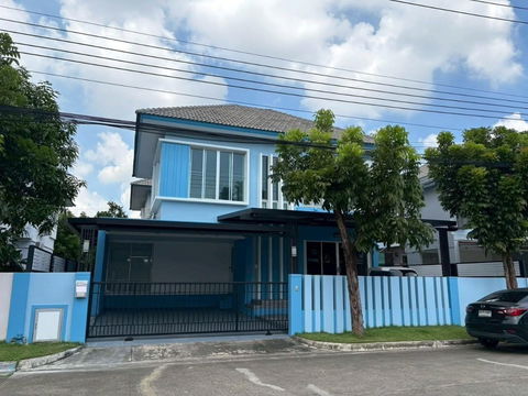 H 922 ให้เช่า บ้านเดี่ยว 2 ชั้น ม.วิลล่า โนว่า เทพารักษ์ บ้านสวย สภาพดี มีเฟอร์นิเจอร์ ราคา 35,000 บาท