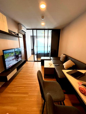 Condos for rent : TA8441📲LineID @556ryccg🚄2 Bedroom 34 sqm Floor7 Pool view Fully furnished The Cube Loft Srinakarin-Theppharak @ BTS Si Bearing