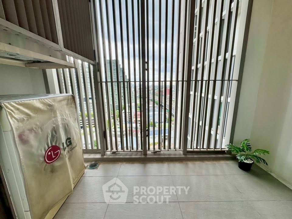 picture 1-BR Condo at The Room Bts Wongwianyai near BTS Wongwian Yai (ID 2363572) - 8/8