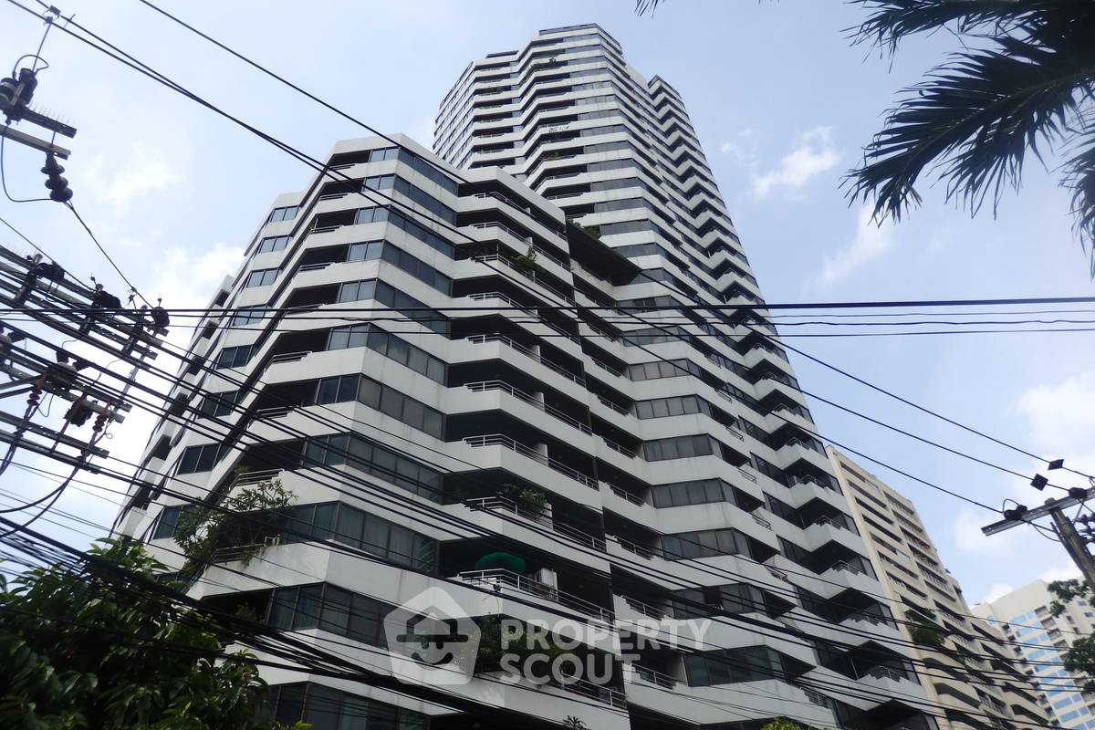 รูป คอนโด 2-ห้องนอน ที่ เลค อเวนิว คอนโดมิเนียม ใกล้ BTS อโศก (ID 885099) - รูปที่ 1/15
