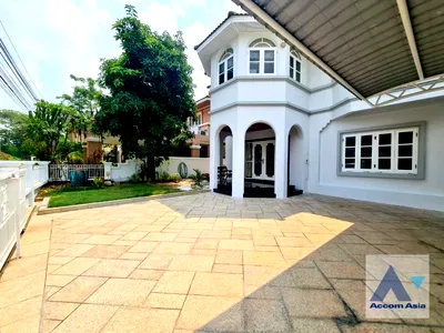 เช่าบ้านเดี่ยว เกษตร : 🔼🔽 AccomA 📩  5 BR House in Lat Phrao (AA39826)