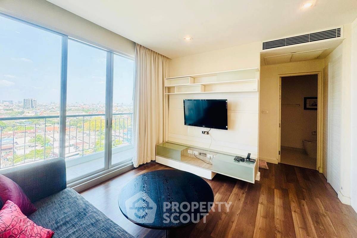 รูป คอนโด 2-ห้องนอน ที่ เดอะ รูม สาทร-ตากสิน ใกล้ BTS โพธิ์นิมิตร (ID 2074968) - รูปที่ 9/17