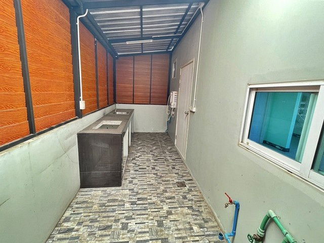 picture FOR SALE TOWNHOUSE PROPERTY 1225000 BAHT. - 8/8