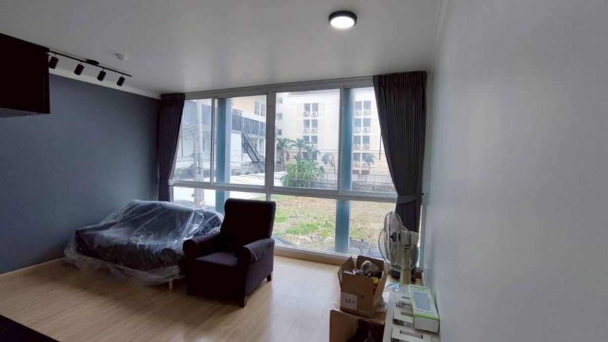 picture Hot Deal! Corner Unit at Chateau in town Ratchada 20, 39sqm! Newly Renovated, Near MRT Sutthisan, Best Value! - 1/9