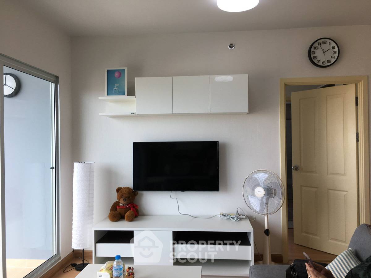 picture 1-BR Condo at Supalai Mare Pattaya close to Pattaya South (ID 2364108) - 4/9