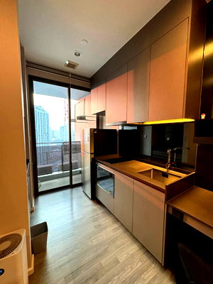 Condos for rent : The Room Sukhumvit 69  next to BTS Phra Khanong