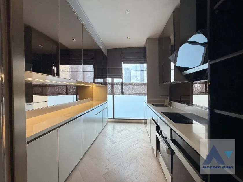 รูป 🔼🔽 AccomA 📩 Spacious Room with Open Balcony and Unblocked City View ( AA44823 ) - รูปที่ 4/20