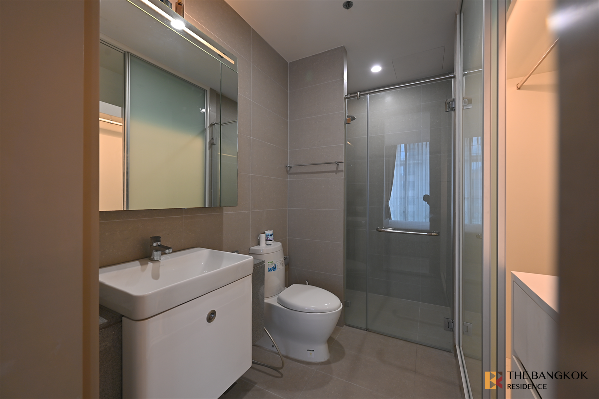 picture Noble Ploenchit Move-in Ready, Just Bring Your Stuff near BTS Phloen Chit - 6/10