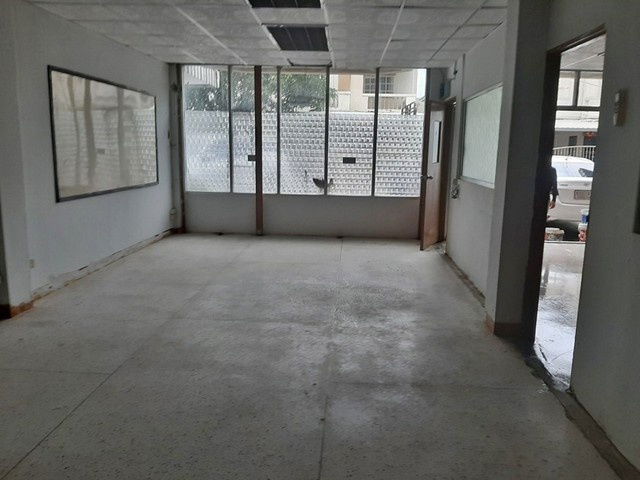 picture FOR SALE  COMMERCIAL BUILDING PROPERTY  4000000 BAHT. - 4/8