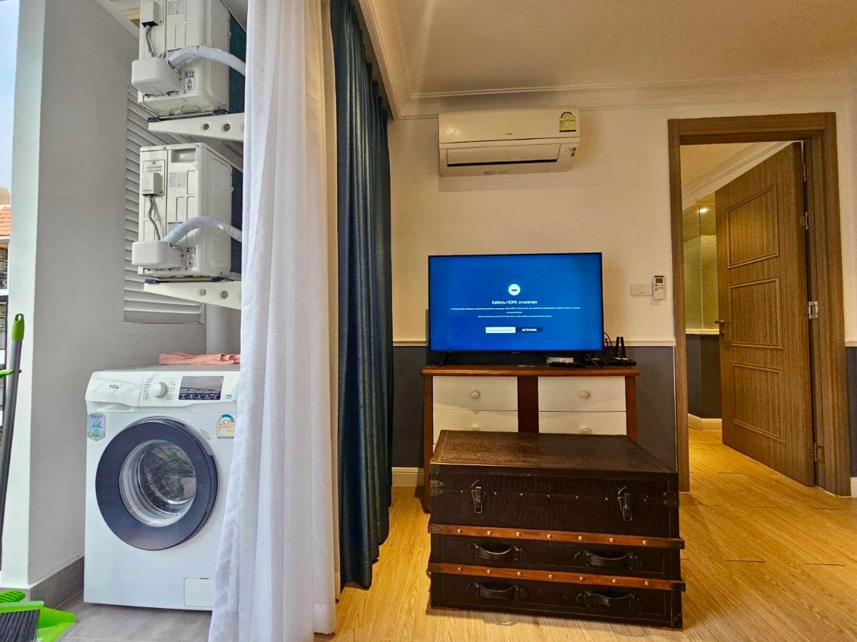 picture Seven Seas Cote d’ Azur condo for 1year lease - 8/15