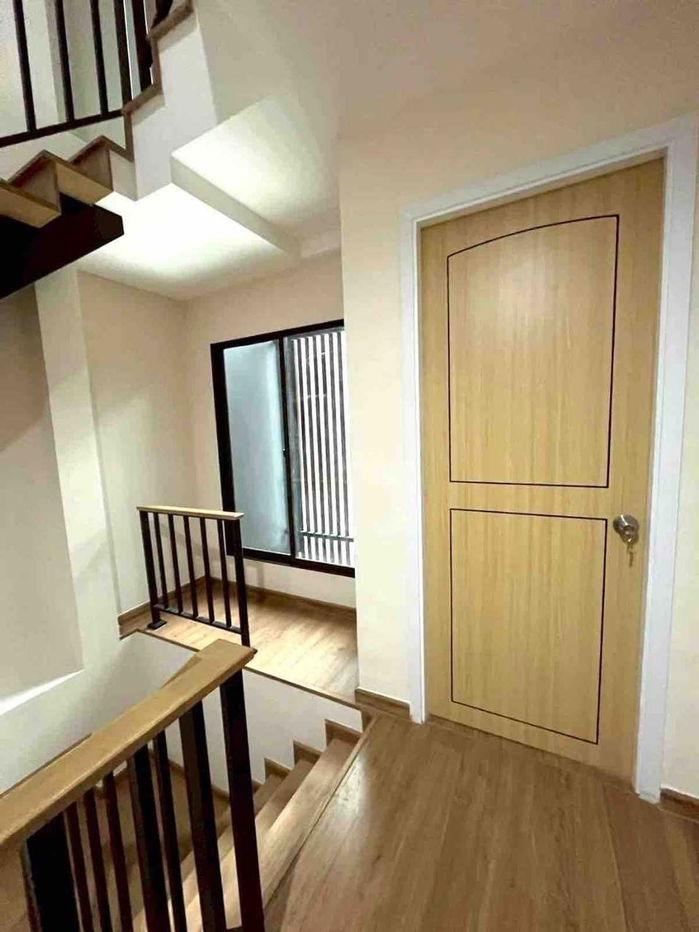 picture WS5059 [Rent] Townhouse Siri House Ratchada 18 ✨ BTS Lat Phrao 71 💰 For rent 45,000 baht / month - 7/13
