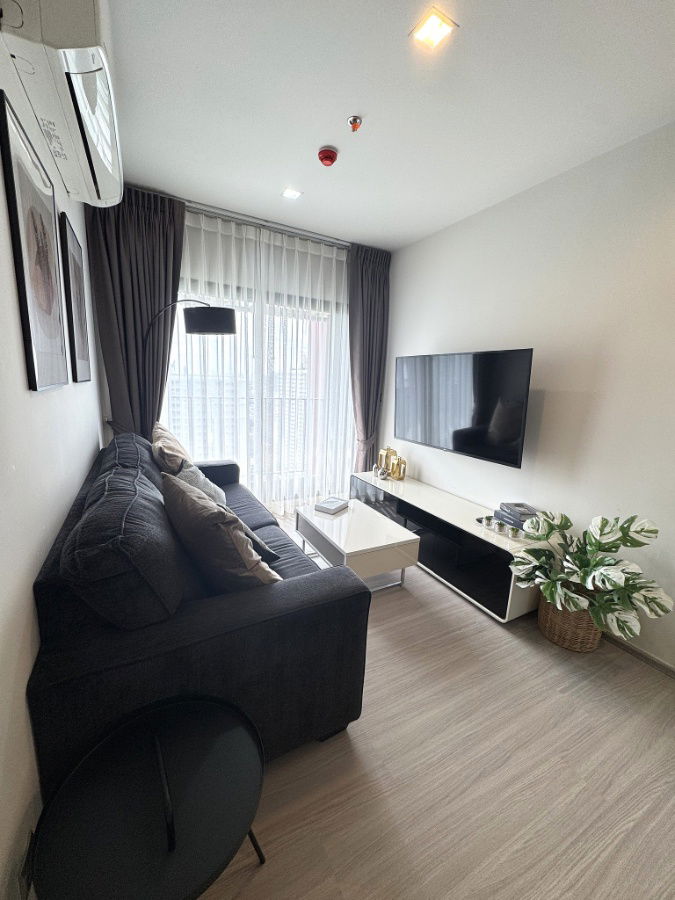 picture For rent Life Asoke Hype near MRT Rama 9 - 4/8