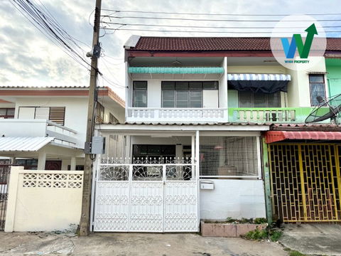 ขายทาวน์เฮ้าส์ใกล้รถไฟฟ้า แสนสุข อุดมสุข 26 พื้นที่กว้าง เหมาะทำโฮมออฟฟิศ ทำเลดี ใกล้รถไฟฟ้าสุขุมวิท BTS ทางด่วนบางนา