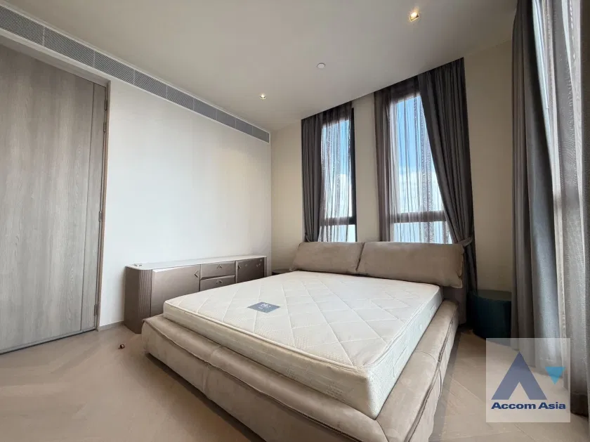 picture 🔼🔽 AccomA 📩 Spacious Room with Open Balcony and Unblocked City View ( AA44823 ) - 5/20