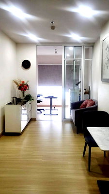 Condos for rent : Supalai veranda ramkhamheng 2 bedrooms 1 bath 43sqm only 15000bht per month please add line paolin1