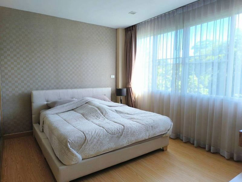picture Condo for rent in Sriracha, fully furnished, move in ready, cheap price, Green Lake Sriracha - 8/10
