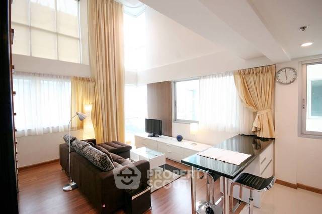 picture 1-BR Condo at The Rajdamri near BTS Ratchadamri (ID 825370) - 3/15