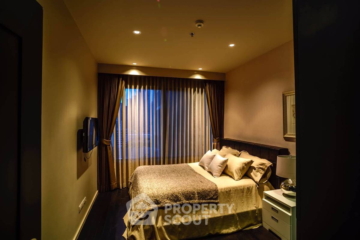 picture 3-BR Condo at The Emporio Place near BTS Phrom Phong (ID 2326462) - 13/30