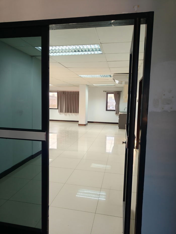 picture Office building for rent, PAV Building - 5/18