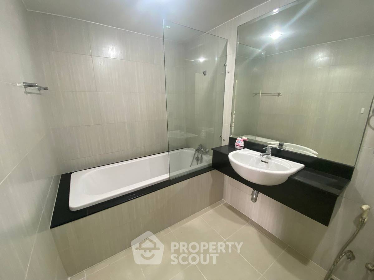 รูป คอนโด 2-ห้องนอน ที่ โกลเด้นท์ โคสท์ ศรีราชา ใน บางพระ (ID 2069163) - รูปที่ 6/10