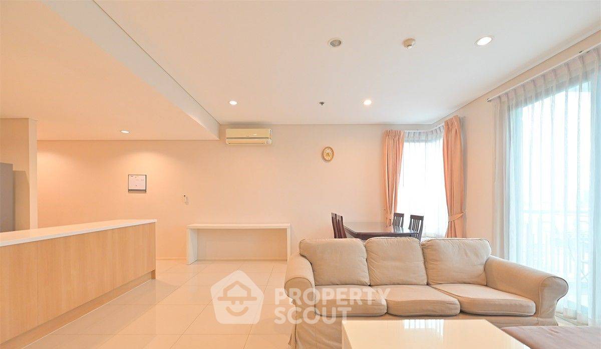 picture 2-BR Condo at Villa Asoke near MRT Phetchaburi (ID 512533) - 5/15