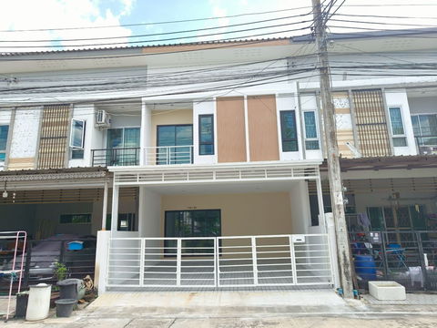 ทาวน์โฮม มีนบุรี นิมิตใหม่ หมู่บ้านเมดิโอ ทำเลติดถนนนิมิตใหม่ 300เมตร นัดชมเลย 085-318-6868