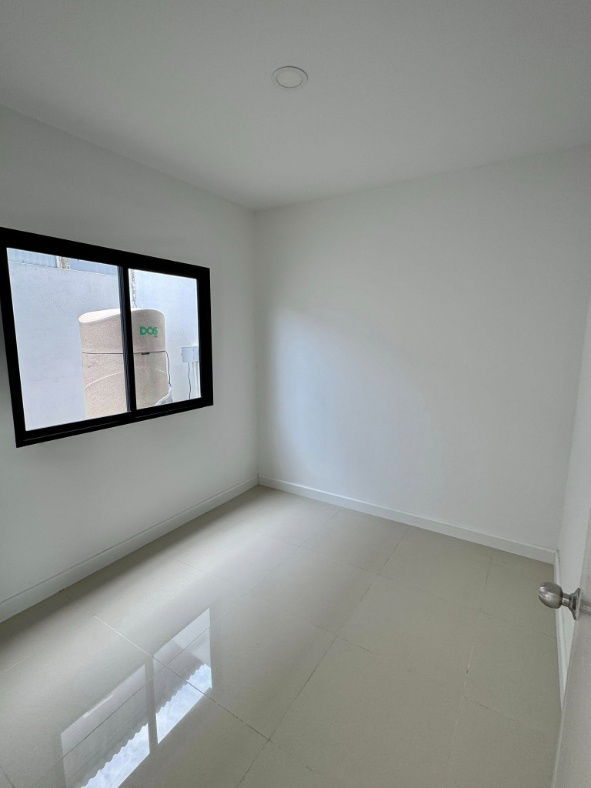 รูป ขาย บ้านหลังมุมสุดคุ้ม‼️ ใกล้ทางด่วน พร้อมอยู่ ทาวน์โฮม 2 ชั้น โครงการ ชีวาโฮม สุขสวัสดิ์–ประชาอุทิศ (ซอยประชาอุทิศ 90) - รูปที่ 2/4