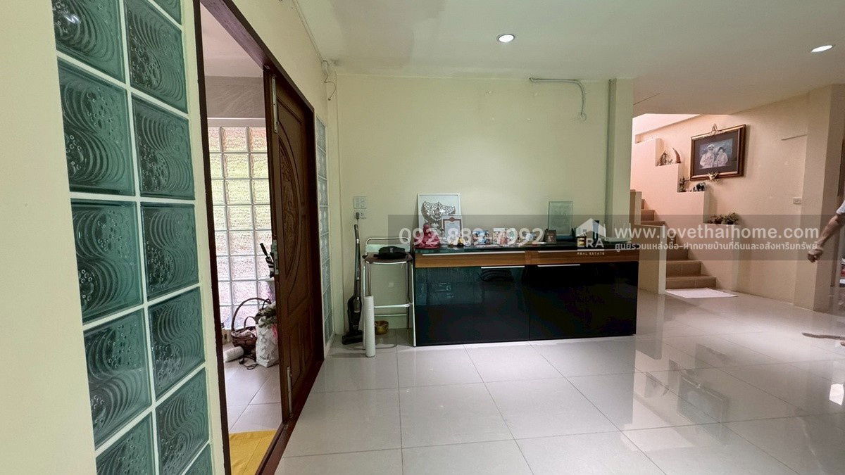 รูป ขายบ้านเดี่ยว 2 ชั้น หมู่บ้านสาริน สายลม พระราม2 ซอยเจษฎาวิถี พื้นที่ 81 ตรว. ตกแต่งสวยพร้อมอยู่ ราคาถูกมาก ใกล้ตลาดสดมหาชัยเมืองใหม่ - รูปที่ 5/13