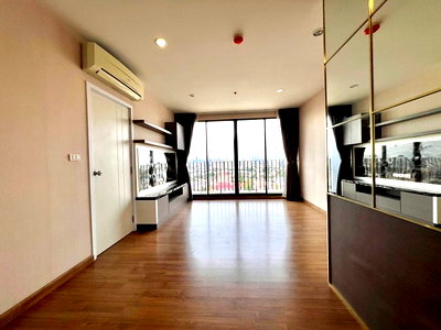 คอนโดให้เช่า : 💖ปล่อยเช่า Condo The Tree Interchange ติดห้างเกตเวย์บางซื่อ / 2 ห้องนอน 58 ตรม ราคาเพียง 18,000 บาท/สอบถามได้นะคะ  🟢 Line : atfirm2010💖