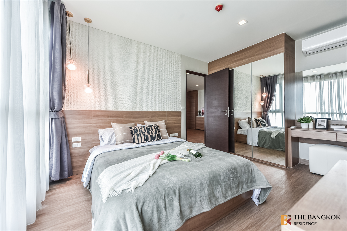 รูป ริธึ่ม สาทร คอนโดย่าน CBD ราคาถูกกว่าตลาด ใกล้ BTS สถานีสะพานตากสิน - รูปที่ 1/10