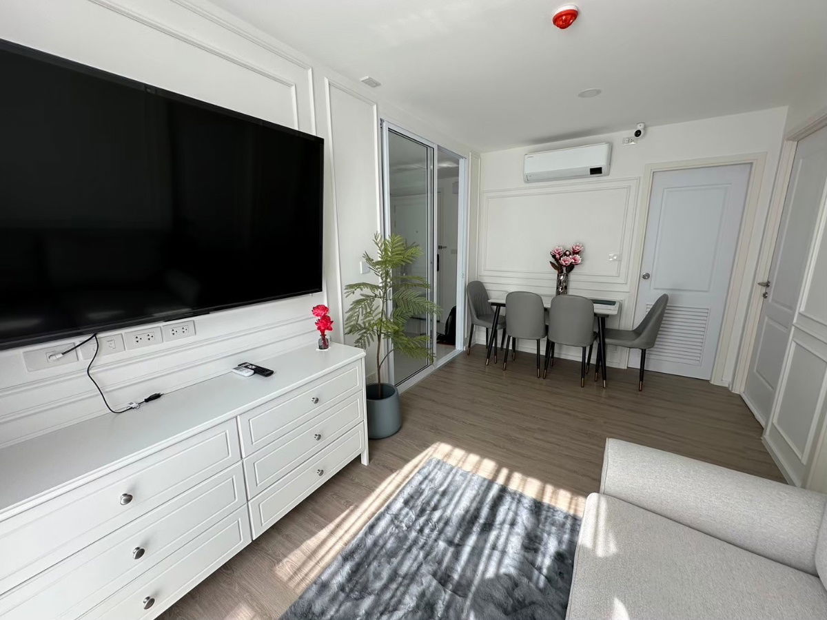 picture Condo For Rent | 1 Bedroom 1 Multipurpose Room “Chateau In Town Ratchayothin” 48 Sq.m. Near BTS Ratchayothin - 1/15