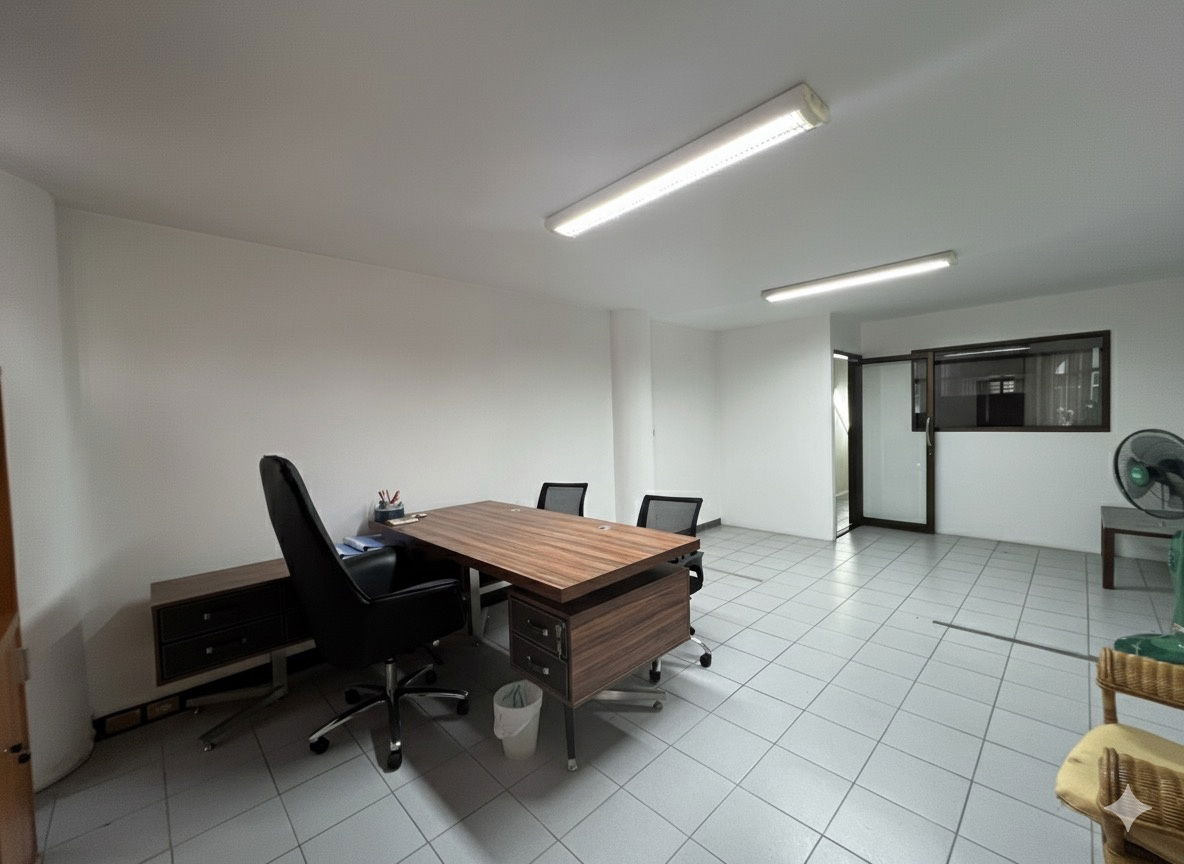 picture For Sale: 4-Storey Corner Commercial Building in Nawamin District | Fully Renovated, Prime Location, Ready for Business or Investment  - 7/33