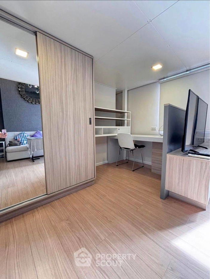 picture 1-BR Condo at Chewathai Residence Asoke near ARL Makkasan (ID 1939731) - 3/17